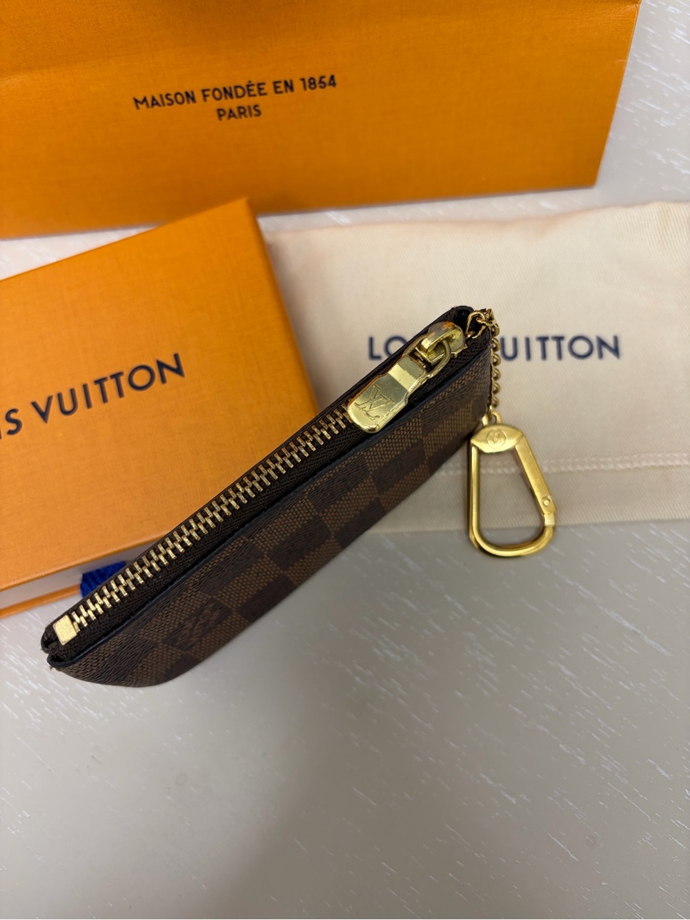 Louis Vuitton Damier Ebene Key & Card Holder with Gold-Tone Clip - Picture 3 of 3